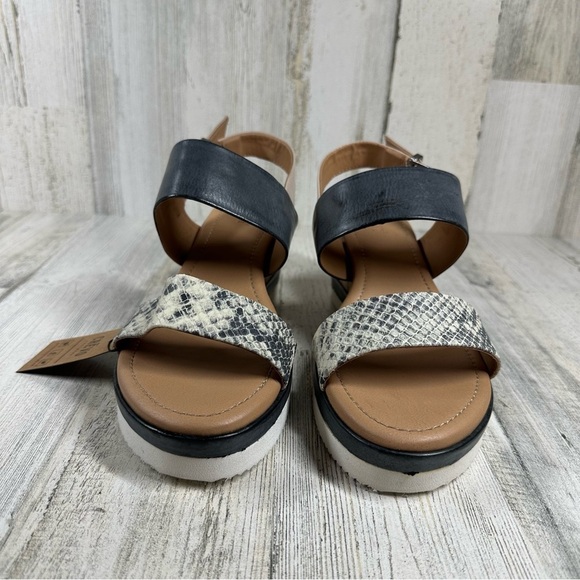 New Crevo Vickee Cork Sling Back Wedge Heel Sandal in Snake #118 - Picture 3 of 12